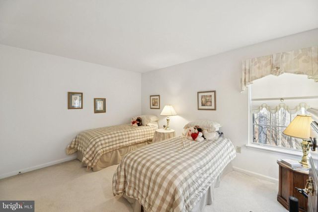 8826 CREEKWAY DR, Clinton, MD 20735