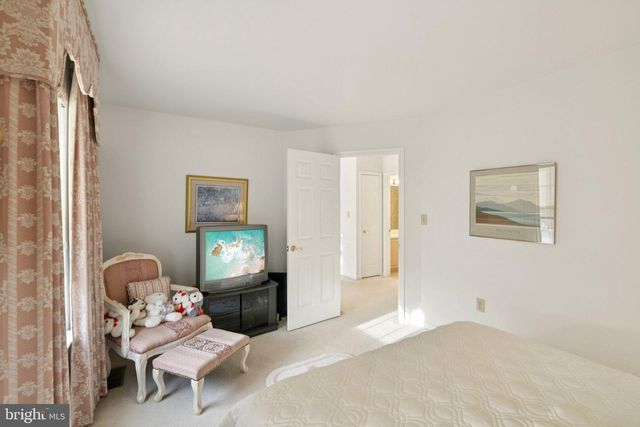 8826 CREEKWAY DR, Clinton, MD 20735