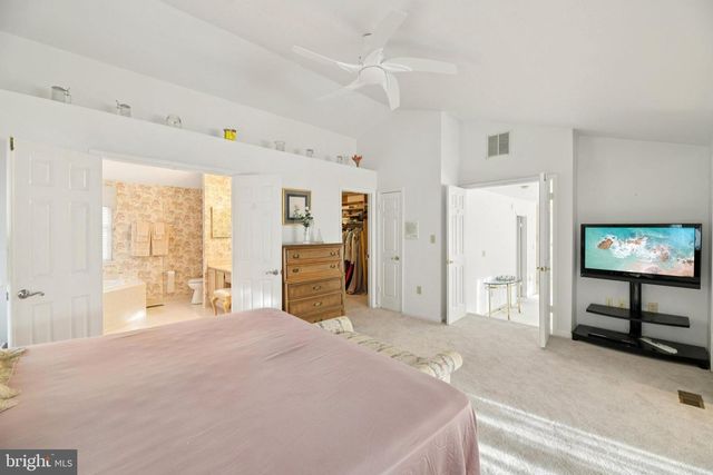 8826 CREEKWAY DR, Clinton, MD 20735