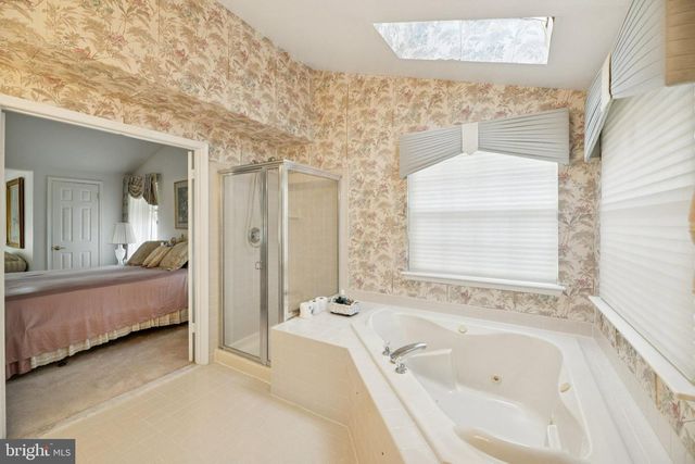 8826 CREEKWAY DR, Clinton, MD 20735