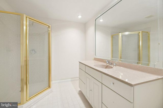 8826 CREEKWAY DR, Clinton, MD 20735