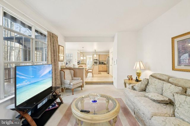 8826 CREEKWAY DR, Clinton, MD 20735