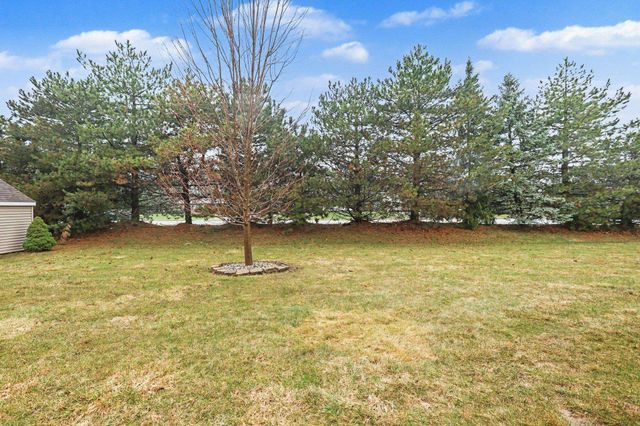 4167 W Crossings Road, Saginaw, MI 48603