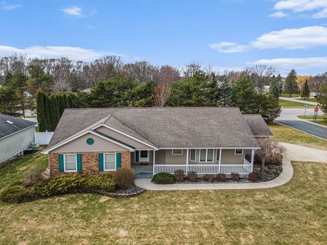 4167 W Crossings Road, Saginaw, MI 48603