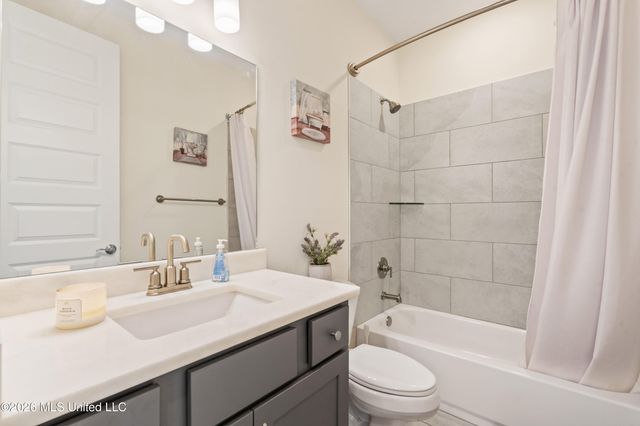 6763 W Sunrise Loop, Olive Branch, MS 38654