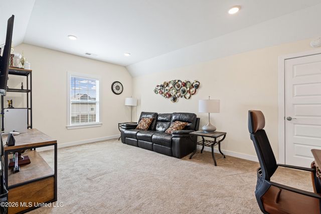 6763 W Sunrise Loop, Olive Branch, MS 38654