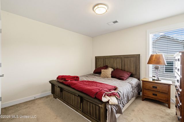 6763 W Sunrise Loop, Olive Branch, MS 38654