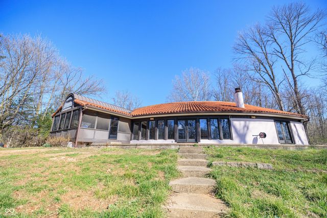 1414 E Rhorer Road, Bloomington, IN 47401
