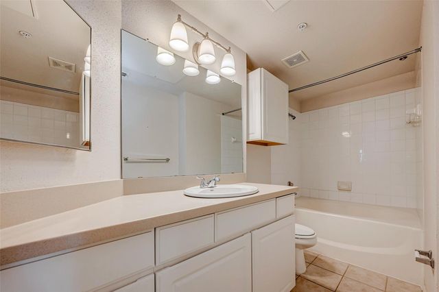 1330 Old Spanish Trail 7307, Houston, TX 77054