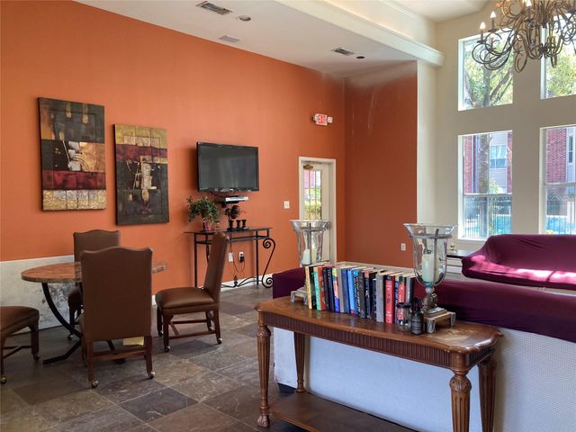 1330 Old Spanish Trail 7307, Houston, TX 77054