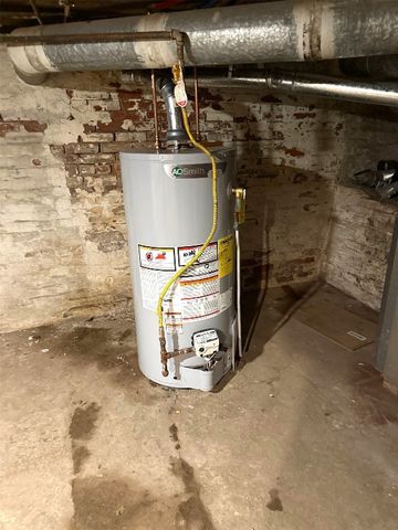 2208 CHERRY Street, Erie, PA 16502