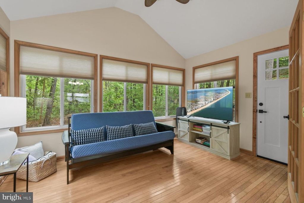 Image 16 of property listing at 35 LIBERTY ST, Ocean Pines, MD 21811