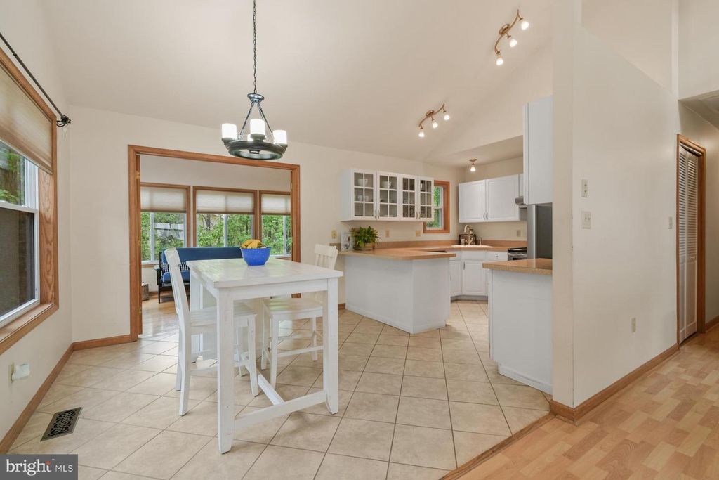 Image 3 of property listing at 35 LIBERTY ST, Ocean Pines, MD 21811