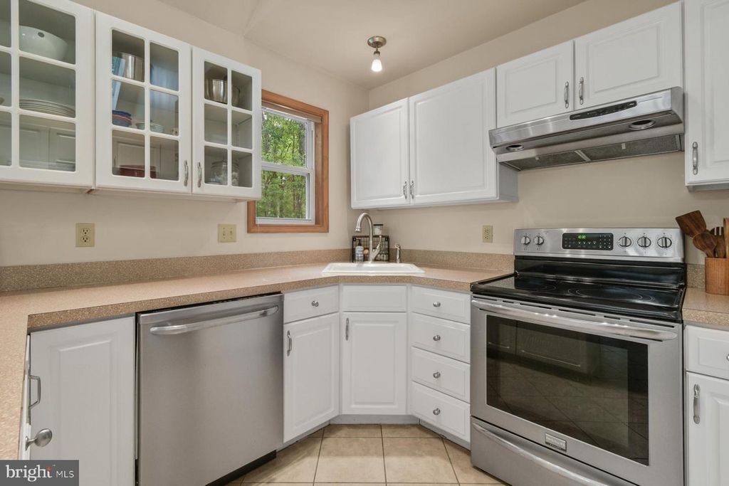 Image 4 of property listing at 35 LIBERTY ST, Ocean Pines, MD 21811
