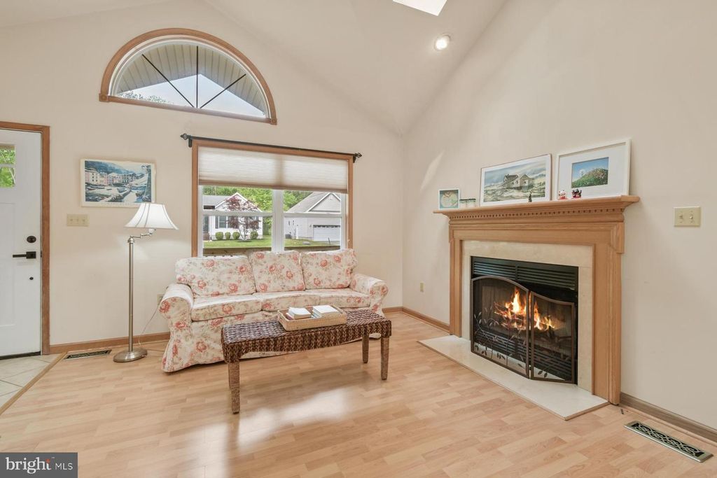 Image 7 of property listing at 35 LIBERTY ST, Ocean Pines, MD 21811