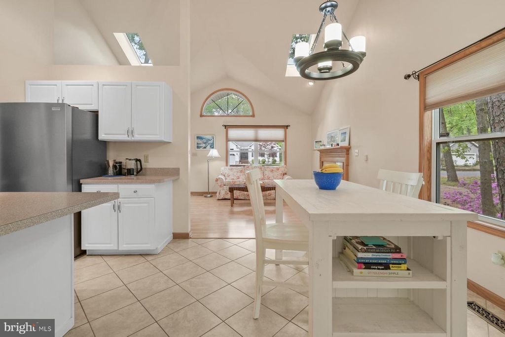 Image 9 of property listing at 35 LIBERTY ST, Ocean Pines, MD 21811
