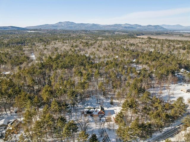 225 Pine River Path, Effingham, NH 03882