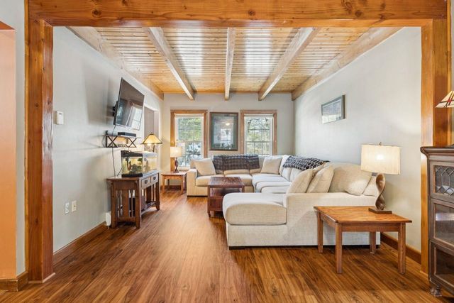 225 Pine River Path, Effingham, NH 03882