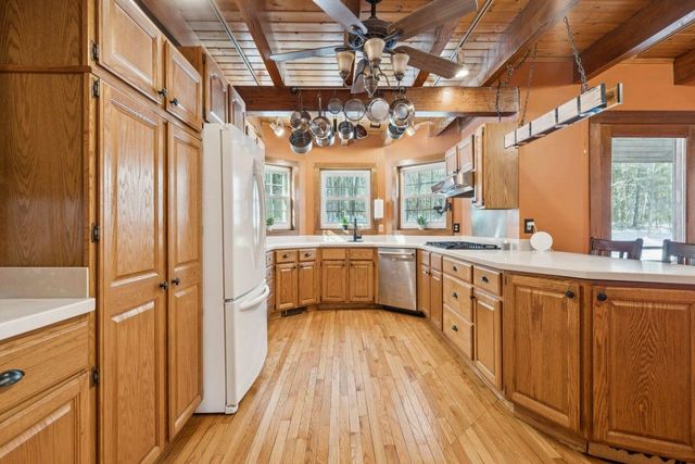 225 Pine River Path, Effingham, NH 03882