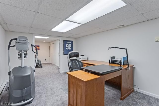 16 Brook Dr North, Morris Plains Boro, NJ 07950