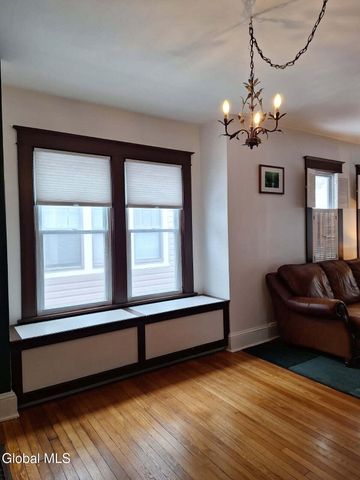 17 Wayne Street, Brunswick, NY 12180