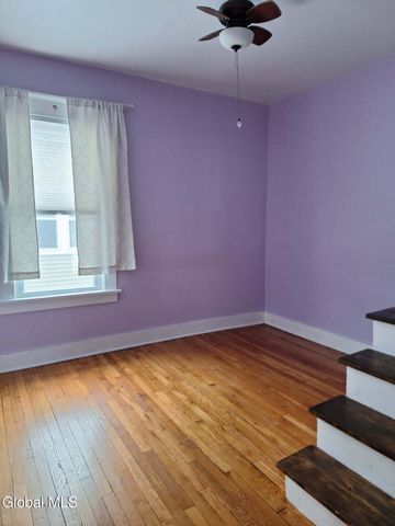 17 Wayne Street, Brunswick, NY 12180