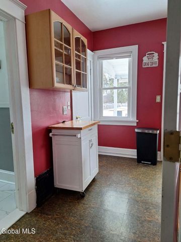 17 Wayne Street, Brunswick, NY 12180