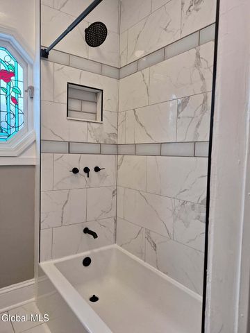 17 Wayne Street, Brunswick, NY 12180