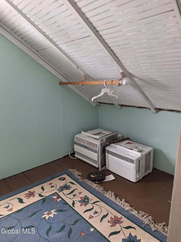 17 Wayne Street, Brunswick, NY 12180