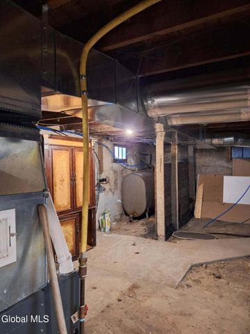 17 Wayne Street, Brunswick, NY 12180