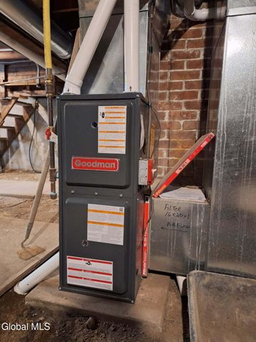 17 Wayne Street, Brunswick, NY 12180