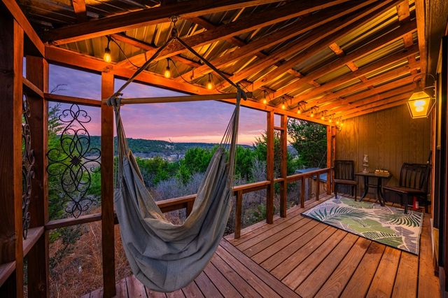 152 Henderson Branch Rd, Ingram, TX 78025