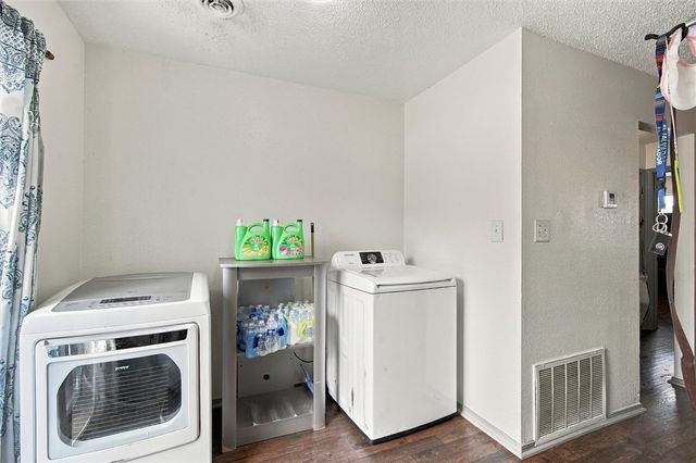 1209 Carlsbad Trace 1209 & 1211, Fayetteville, AR 72704
