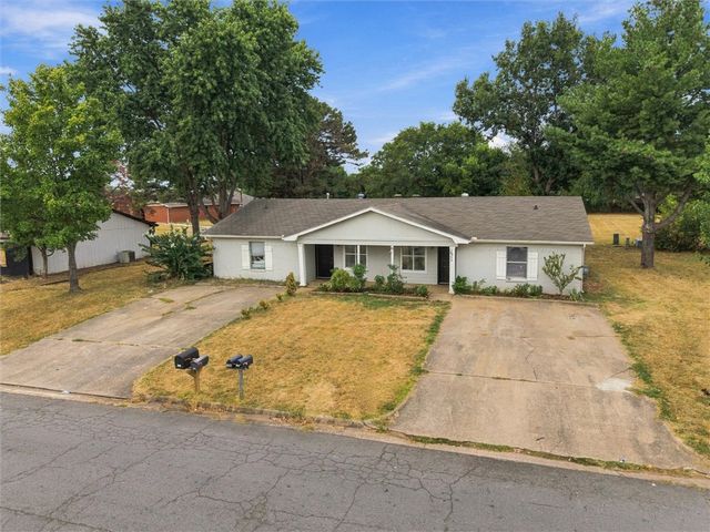 1209 Carlsbad Trace 1209 & 1211, Fayetteville, AR 72704