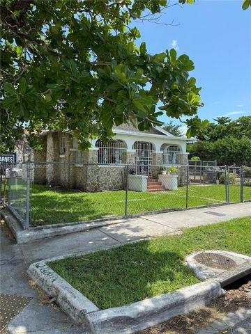 1269 NW 4th St, Miami, FL 33125