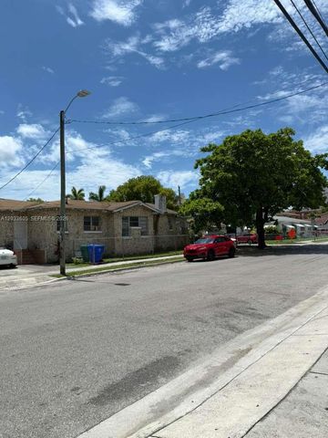 1269 NW 4th St, Miami, FL 33125