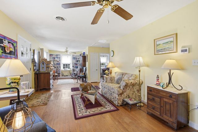 14136 KENTMORE PARK RD, Kennedyville, MD 21645