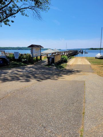 14136 KENTMORE PARK RD, Kennedyville, MD 21645