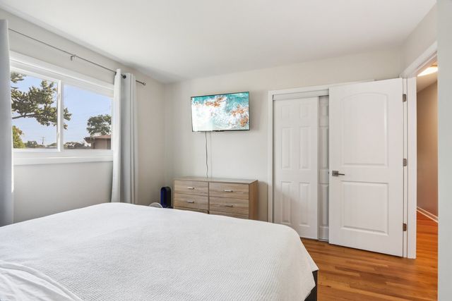 461 S Ardmore Terrace, Addison, IL 60101