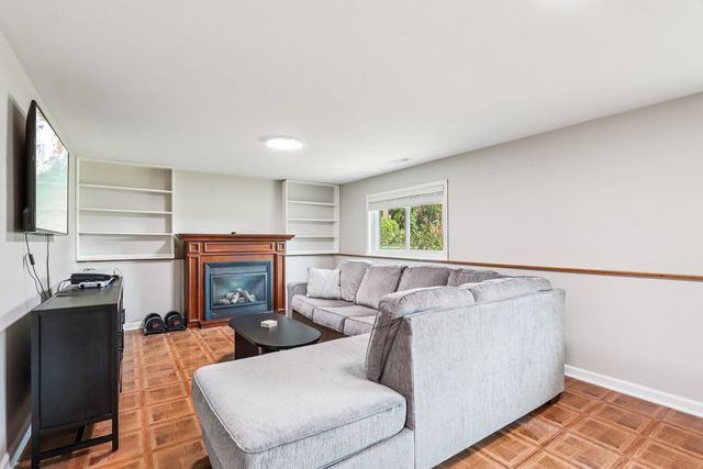 461 S Ardmore Terrace, Addison, IL 60101