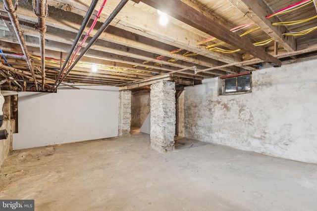 433 E GORGAS LN, Philadelphia, PA 19119