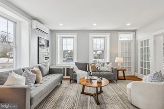 433 E GORGAS LN, Philadelphia, PA 19119