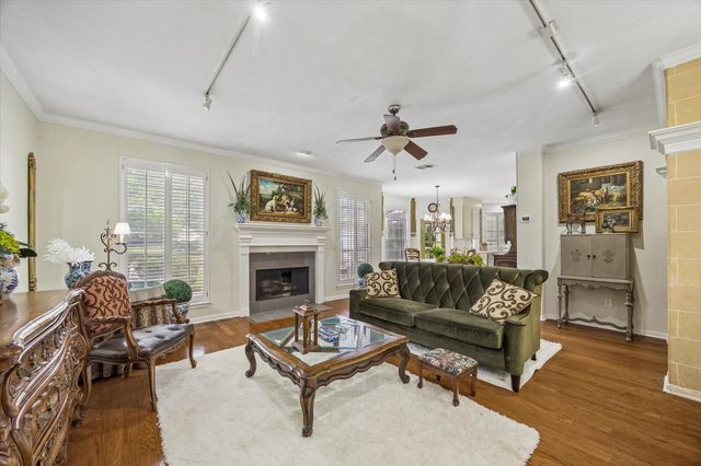 1019 Quiet Glen Court, Sugar Land, TX 77479