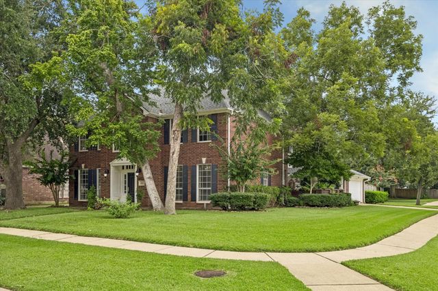 1019 Quiet Glen Court, Sugar Land, TX 77479