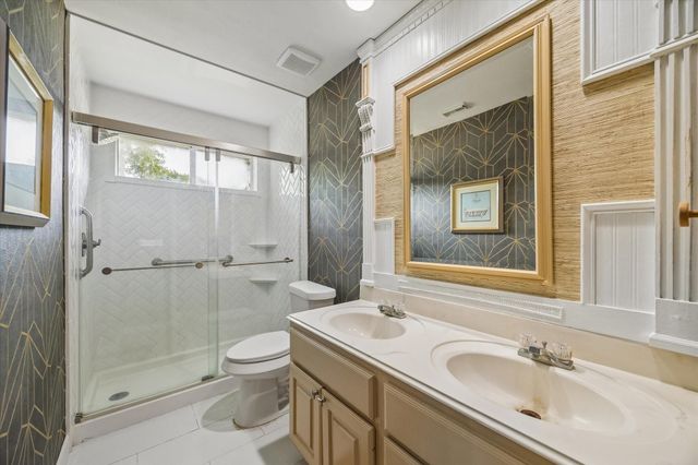 1019 Quiet Glen Court, Sugar Land, TX 77479
