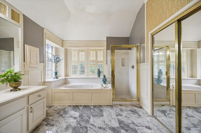 1019 Quiet Glen Court, Sugar Land, TX 77479