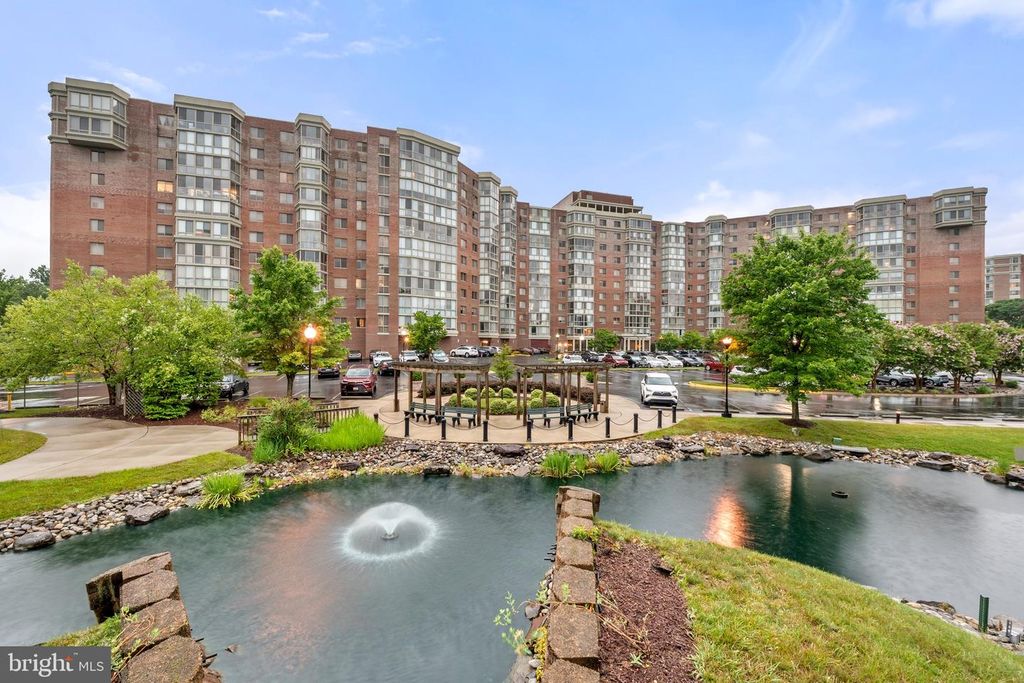 3100 N LEISURE WORLD BLVD #705, Silver Spring, MD 20906