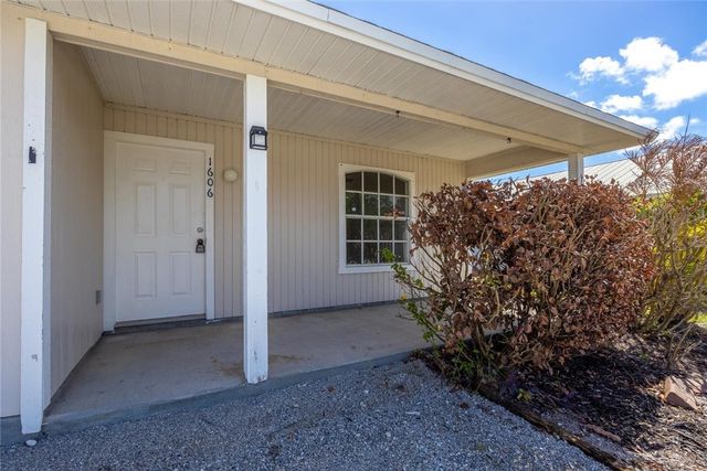 1606 20th Avenue SW, Vero Beach, FL 32962