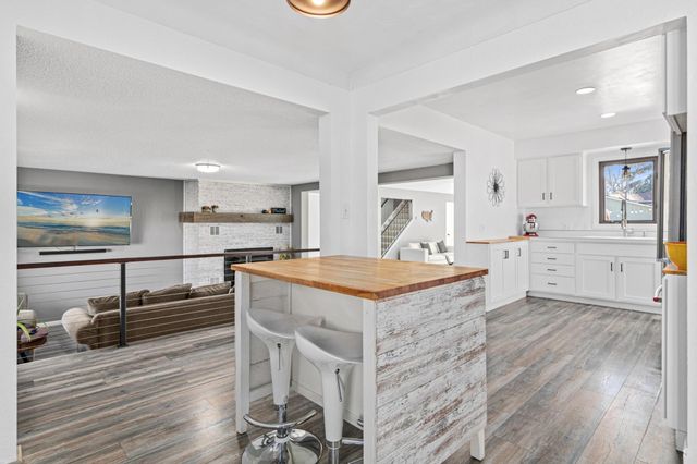 632 Harriet Avenue, Shoreview, MN 55126