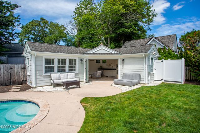 38 Vroom Avenue, Spring Lake, NJ 07762